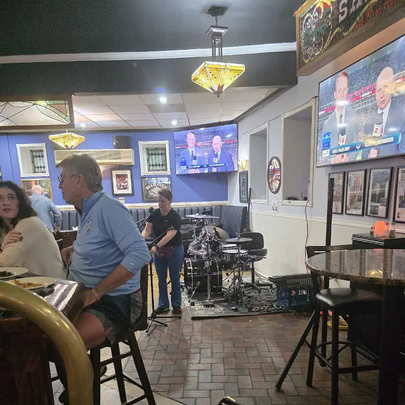 Vintage Bar And Grill