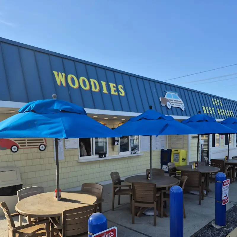 Woodies Drive-in