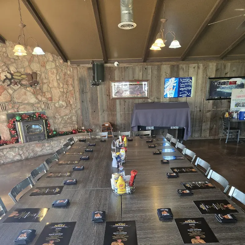 Mt Graham Golf Club Double R Bar & Grill