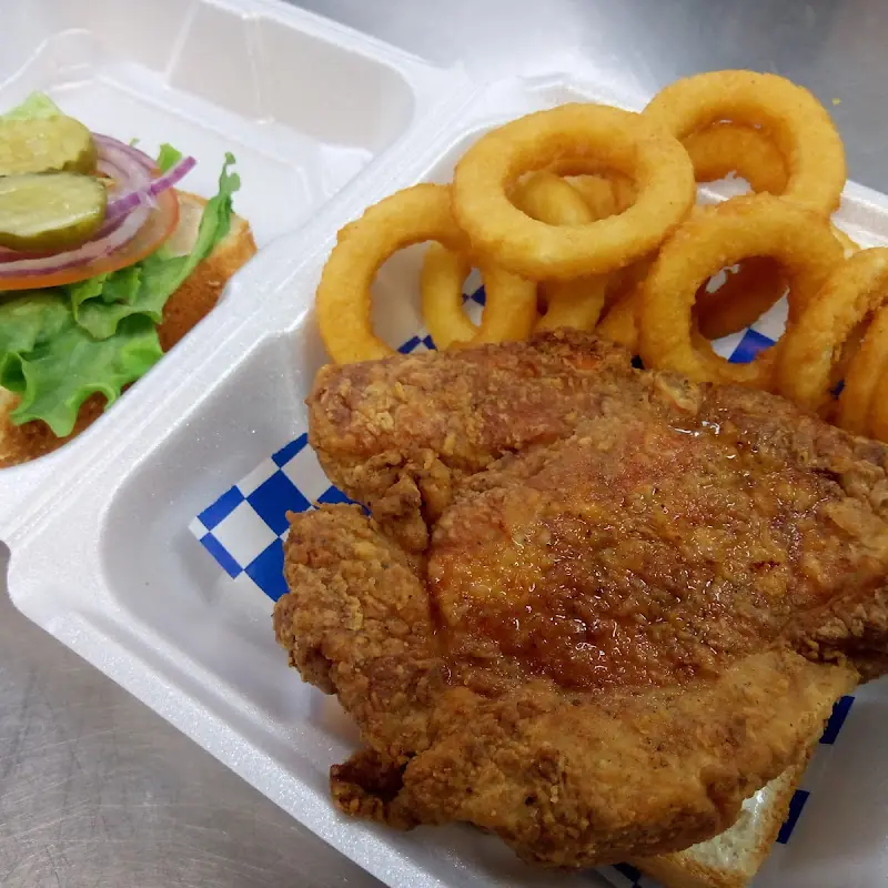 Queen BZ Kitchen and Catering