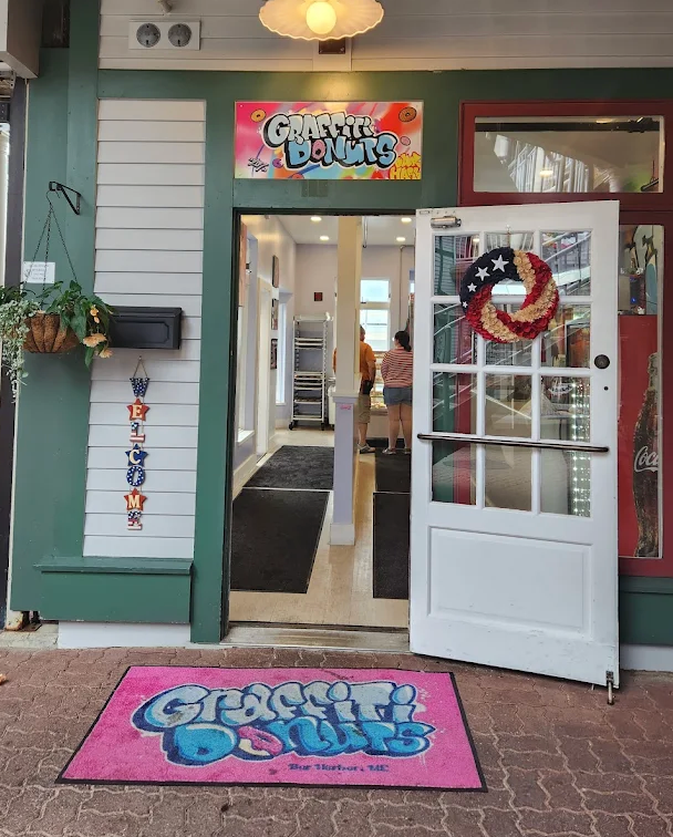 Graffiti Donuts & Coffee