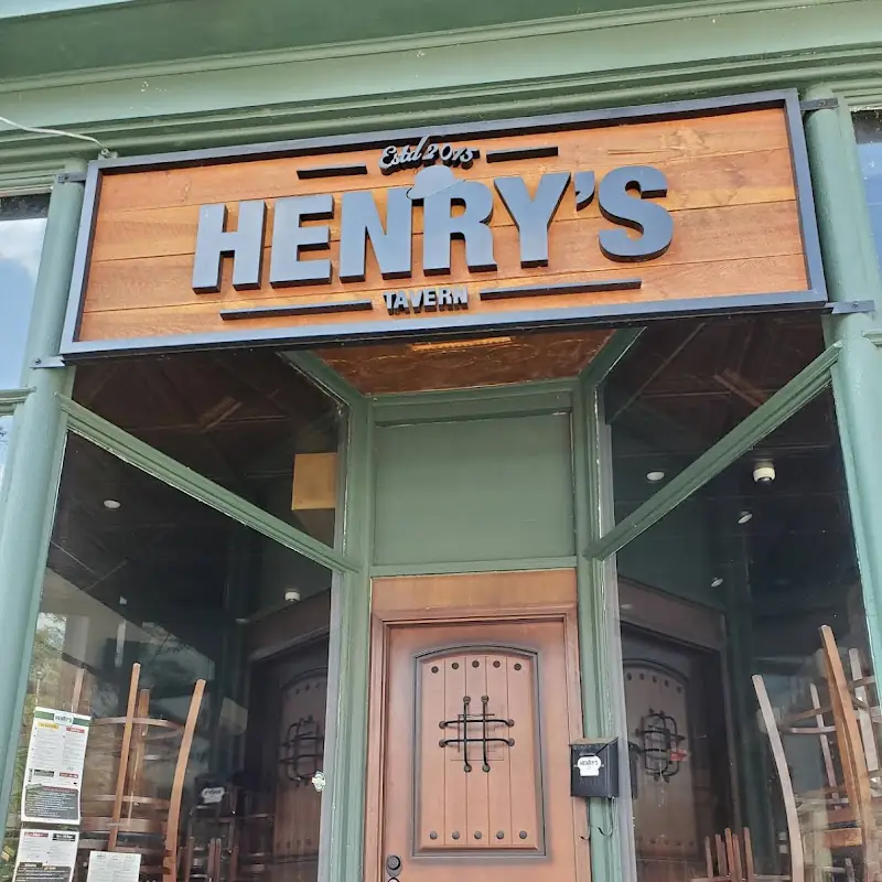 Henry's Tavern