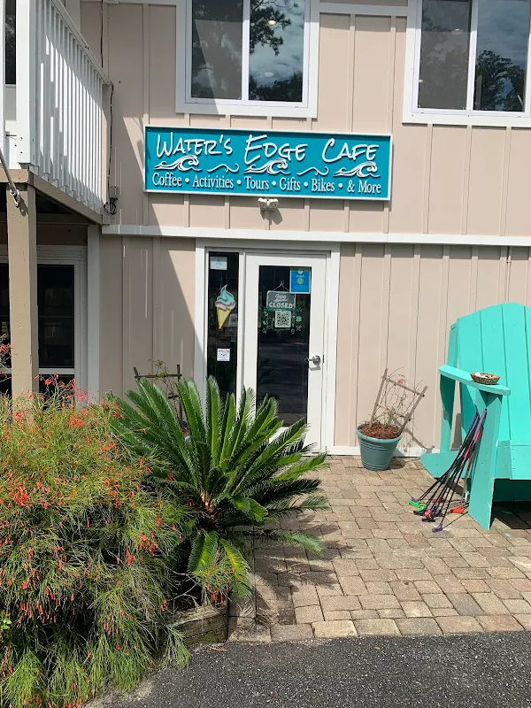 Water's Edge Cafe