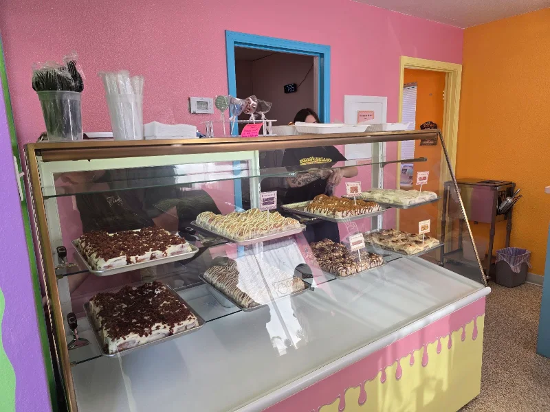 Mellow Yellow Cafe