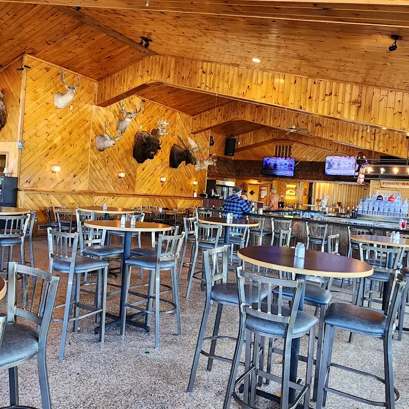 Pogo's Harbor Inn