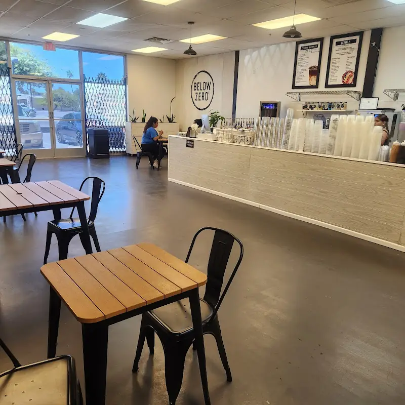 Below Zero Acai Bowls, Smoothies and Coffee