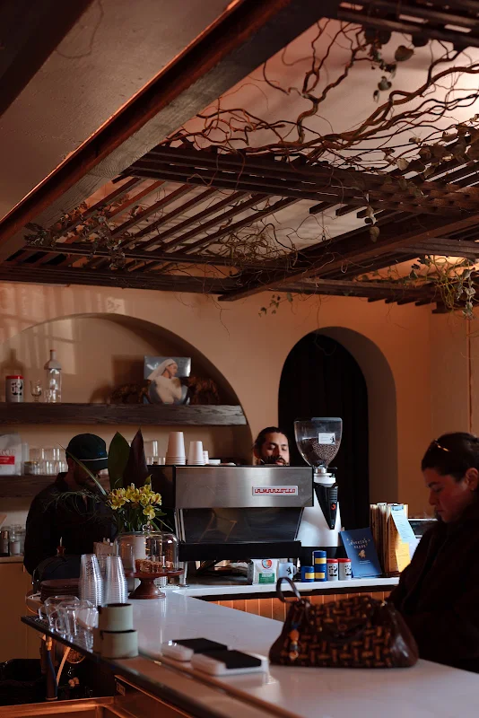 Recuerdos Cafe