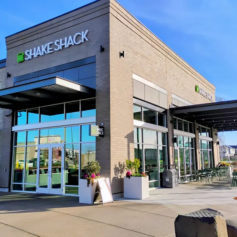Shake Shack Reeds Crossing