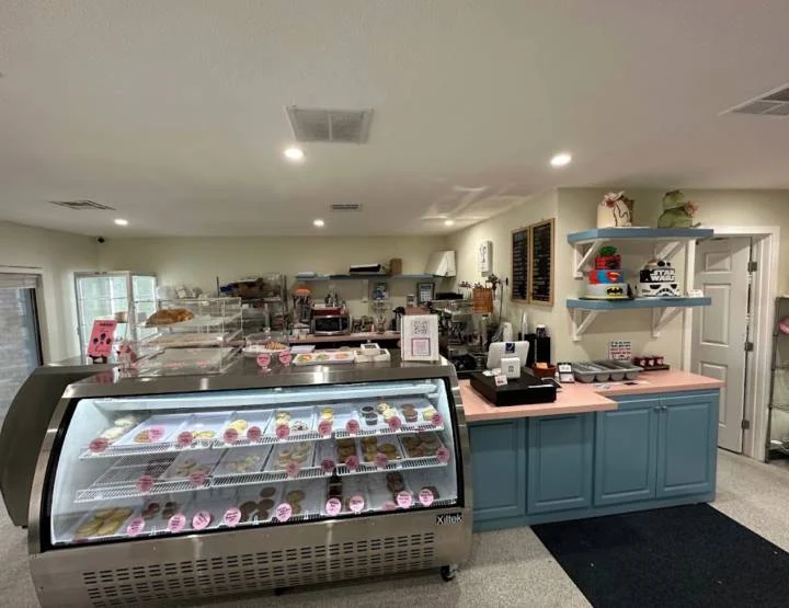 The Sweet Tooth Parlor Bakery | Cakes & Baked Goods