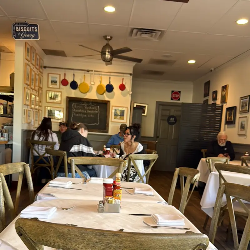 Leo's Cafe