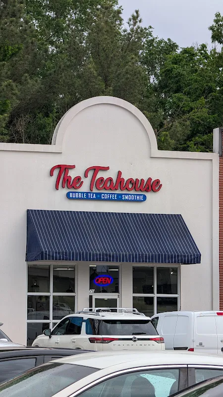 The Teahouse: Bubble Tea, Coffee, Smoothies
