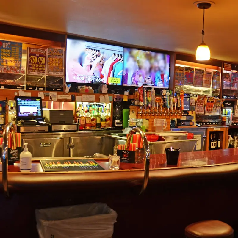 Nashville's Sports Bar & Grill