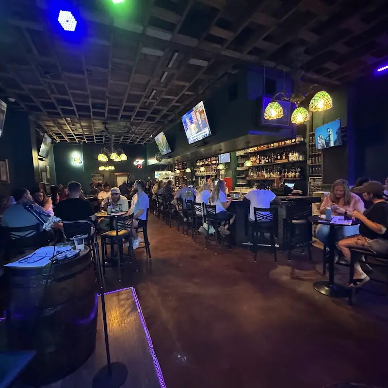 Post On pine Irish Pub