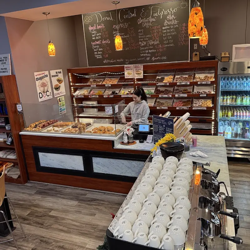 Donut Central - Eats & Coffee