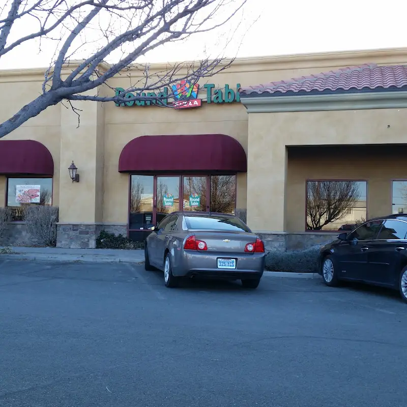 Round Table Pizza