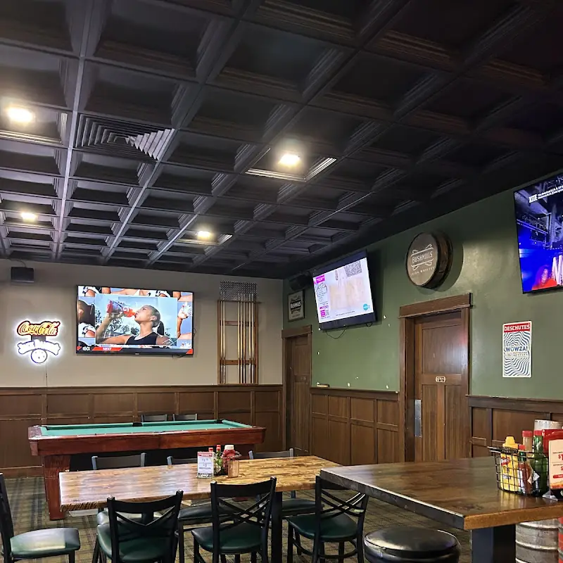 Shamrock Bar & Grill