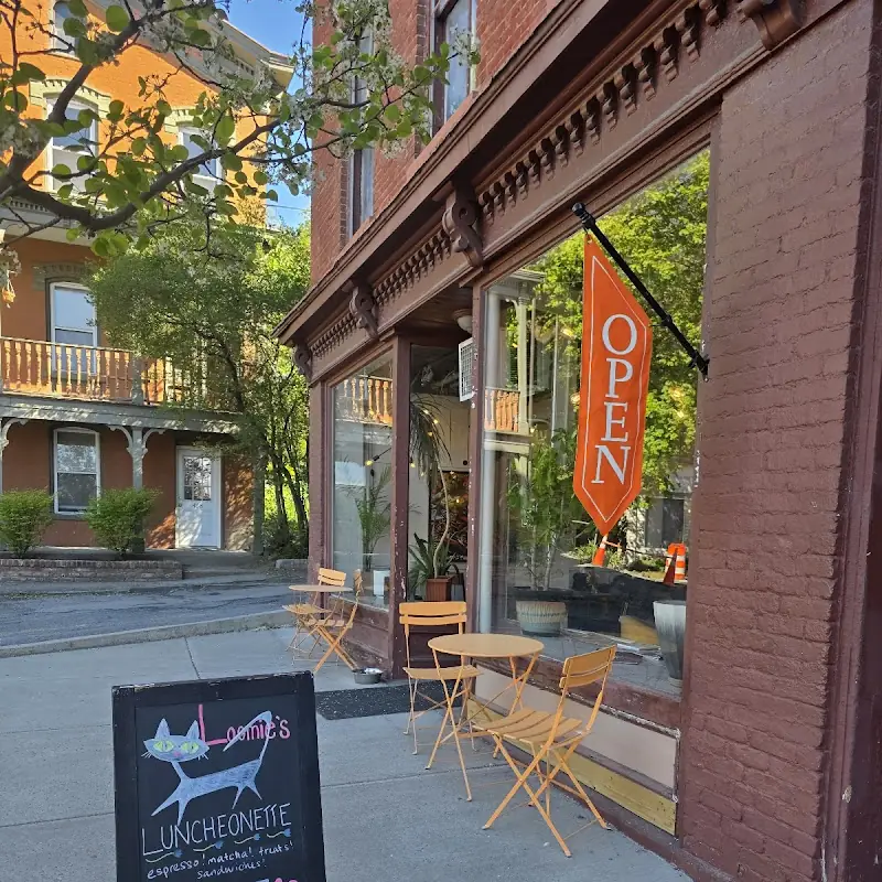 Loomie’s Luncheonette