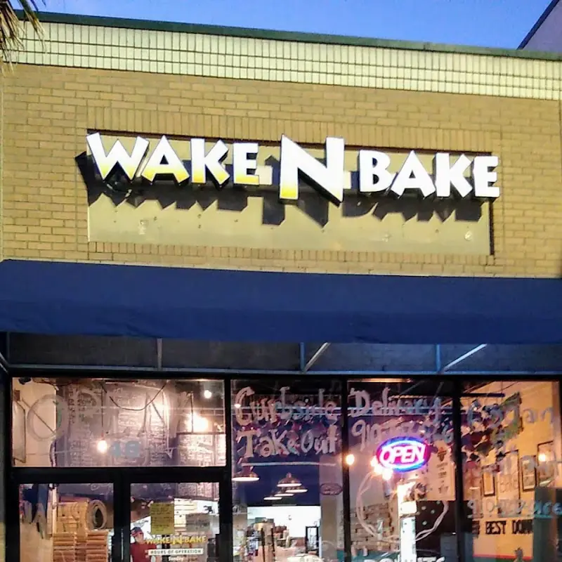Wake N Bake Donuts - Carolina Beach