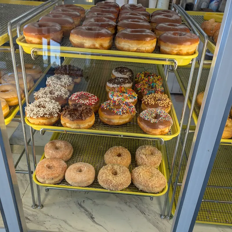 Encore Donuts & Bagels Cafe