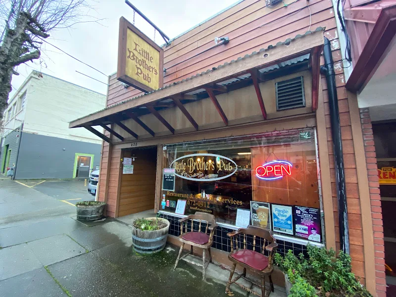 Little Brothers Pub
