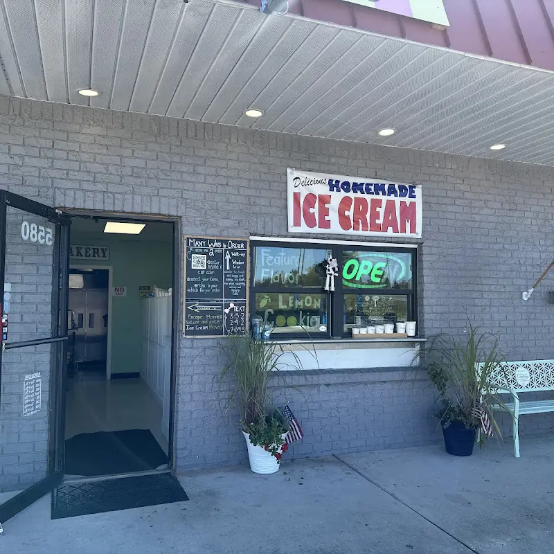 Cotee River Creamery & Desserts Spring Hill FL