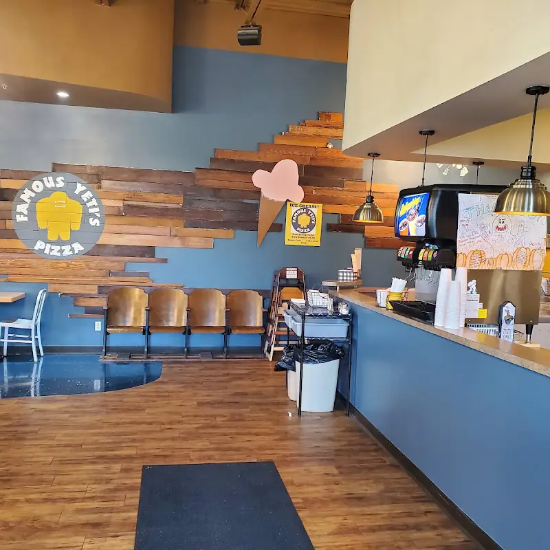 Famous Yeti's Pizza