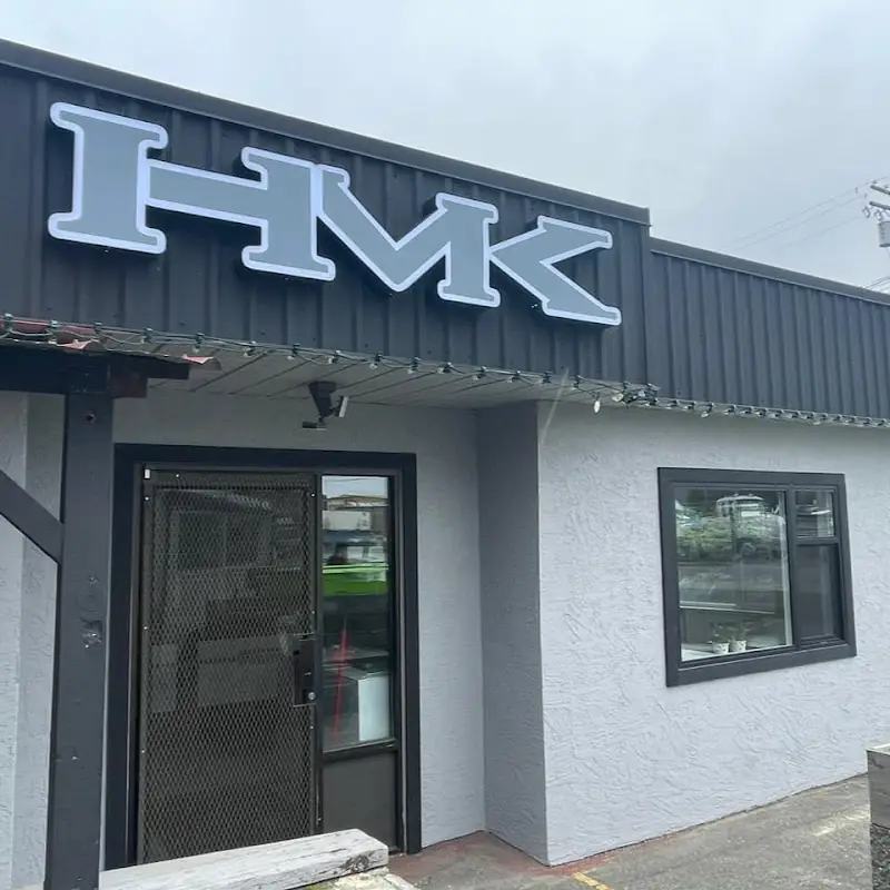 Helm's Mobile Kitchen & Restaurant