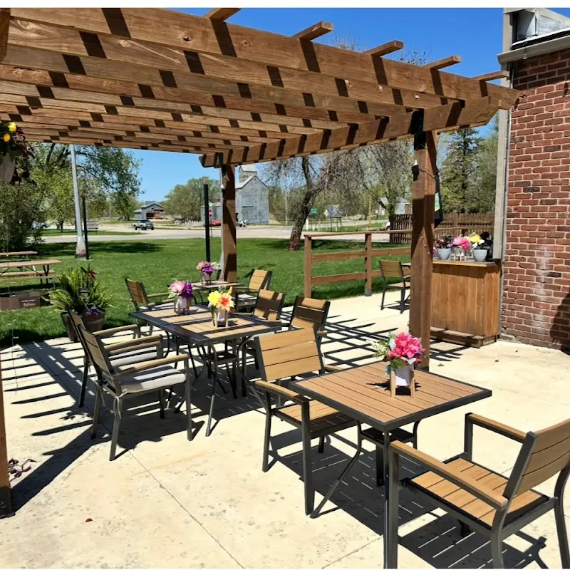 Sidewalks Saloon & Grill