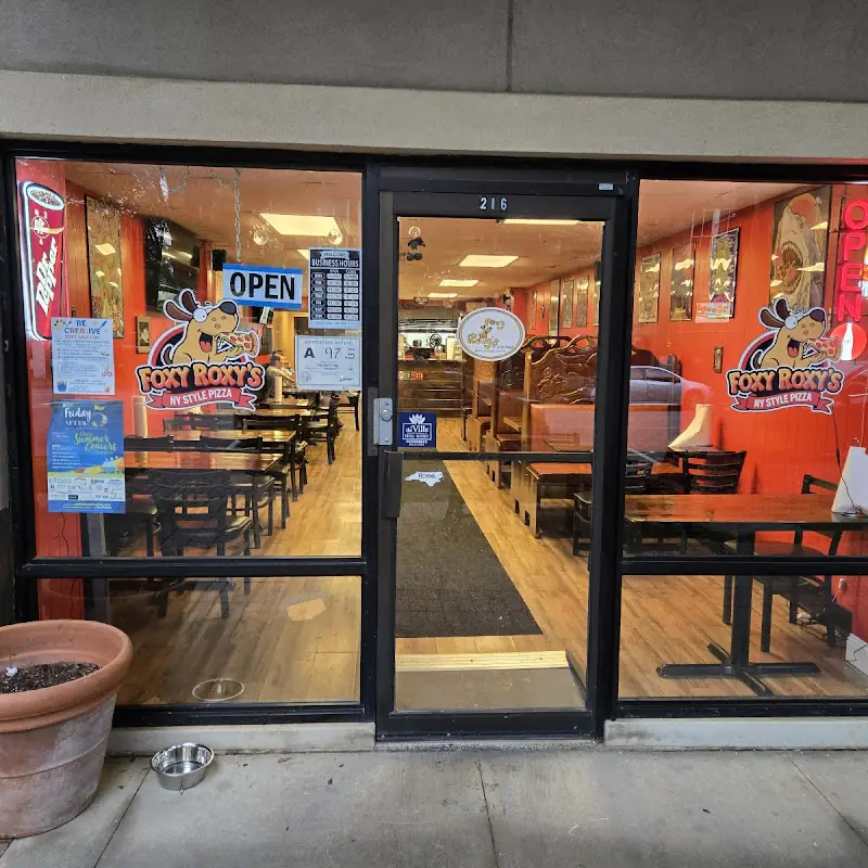 Foxy Roxy’s Pizza