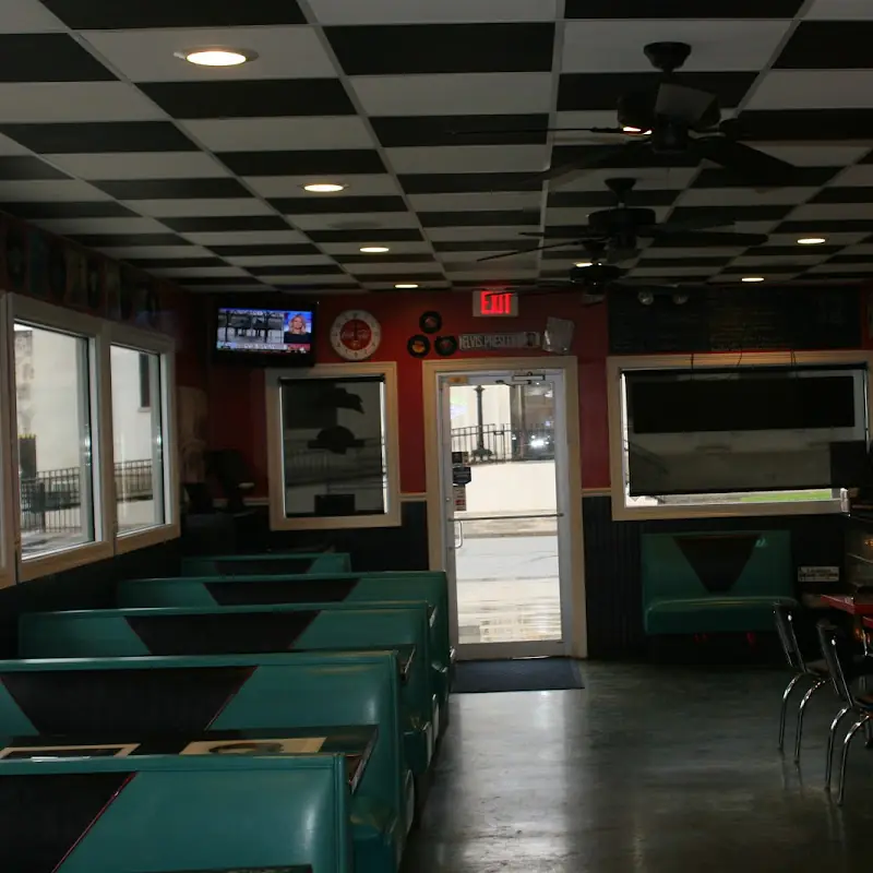 Frosto Drive Inn