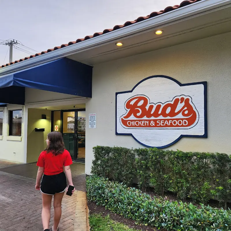 Bud's Chicken and Seafood
