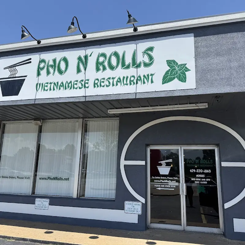 Pho N' Rolls