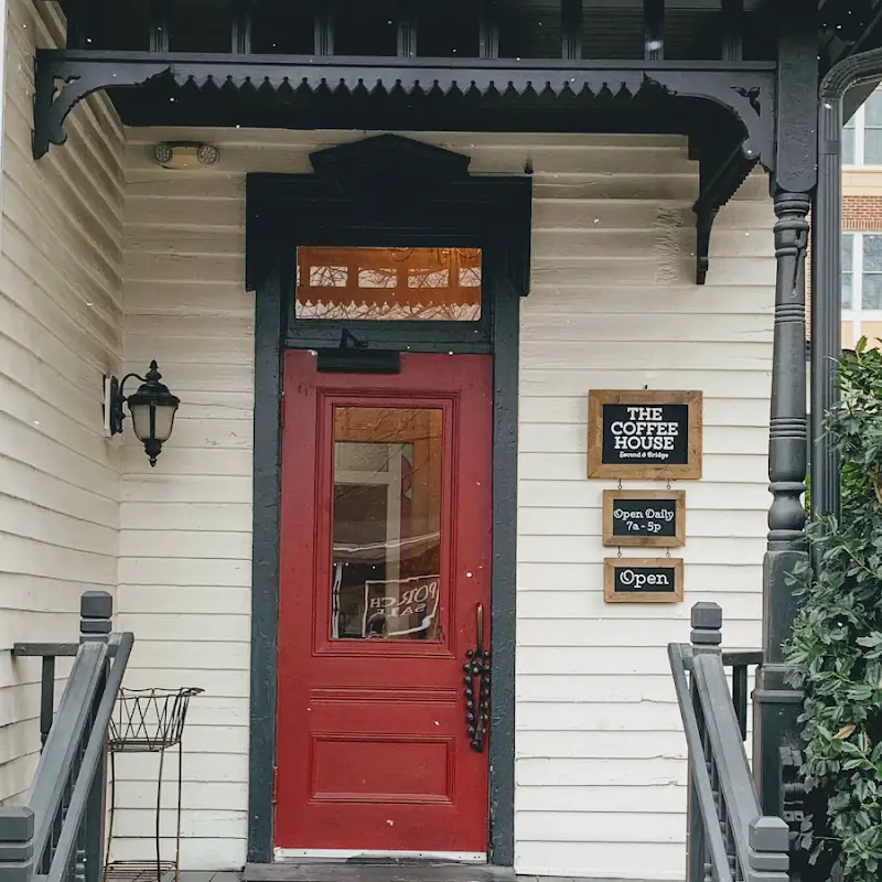 The Coffee House at Second and Bridge