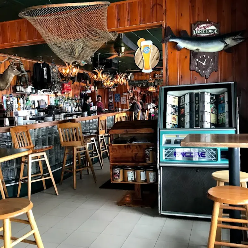 Great River Roadhouse