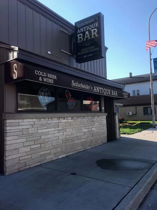 Salscheider's Antique Bar & Liquor