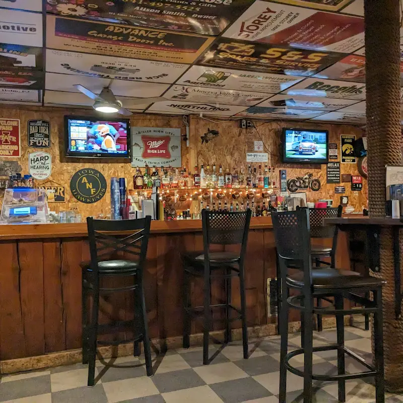 Flatheads Bar & Grill