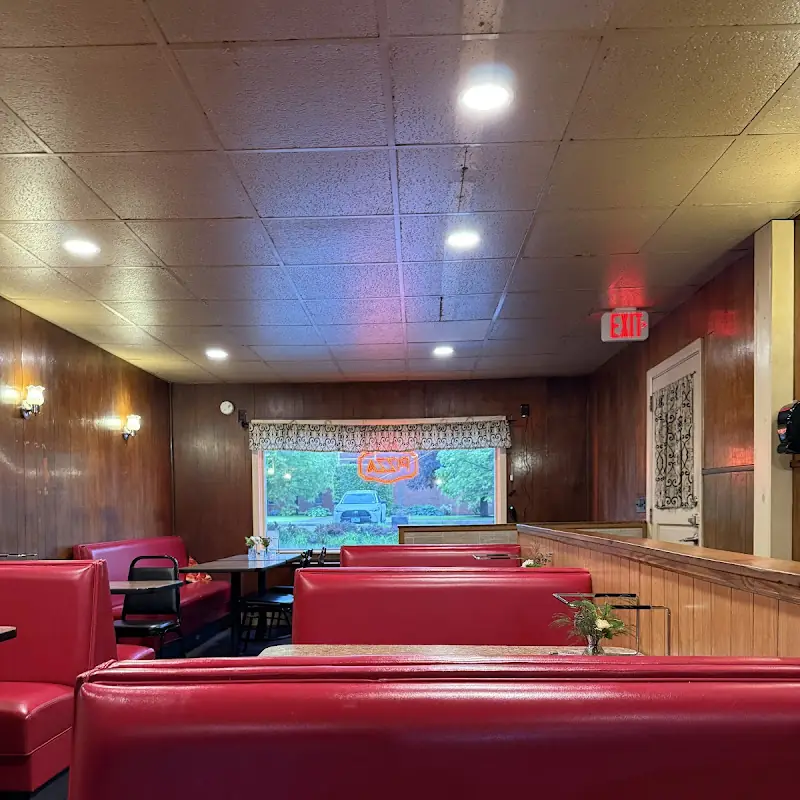 Ted's Pizza Shop