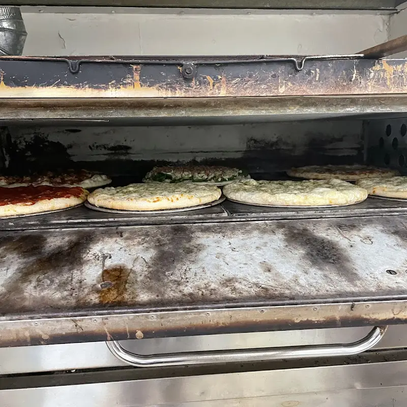 Pine Grove Pizza aka D’Bad Pizza