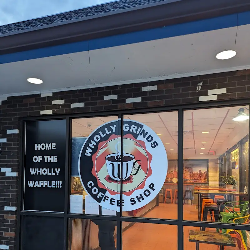 WHOLLY GRINDS Coffee Shop