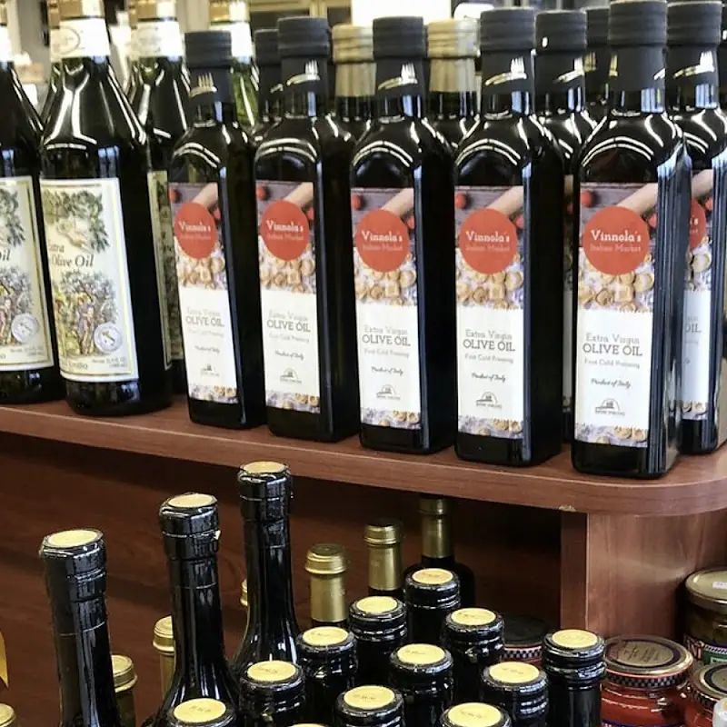 Vinnola's Italian Market
