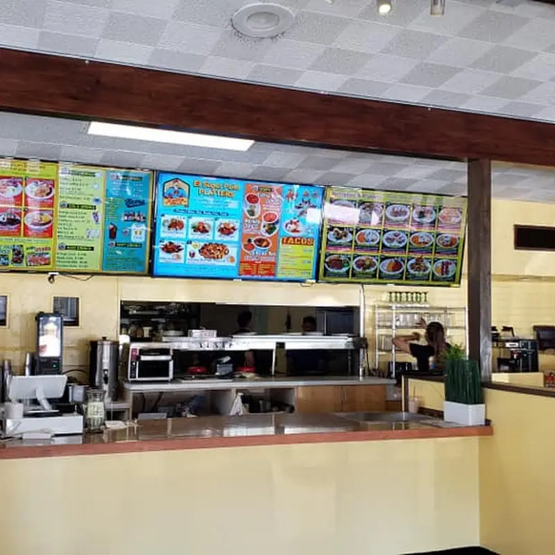 El Super Pollo Restaurant