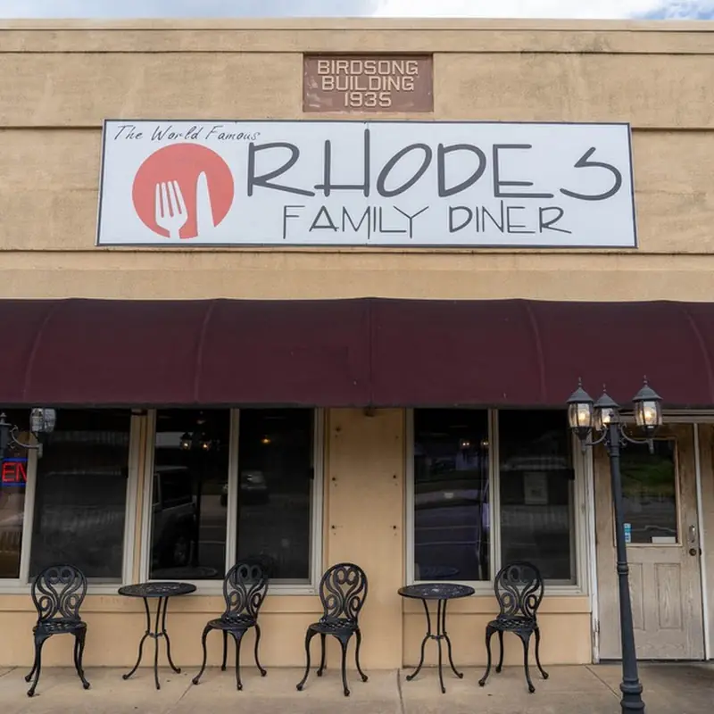 Rhodes Family Diner, Medina, TN