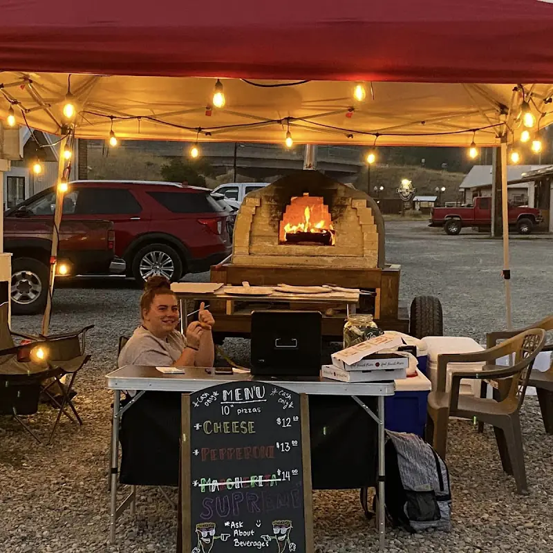 Best Buds Pizzeria