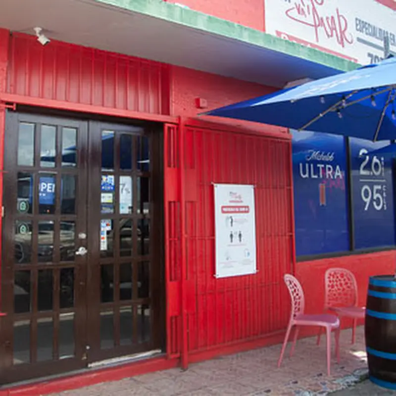 Algo va a Pasar Restaurant