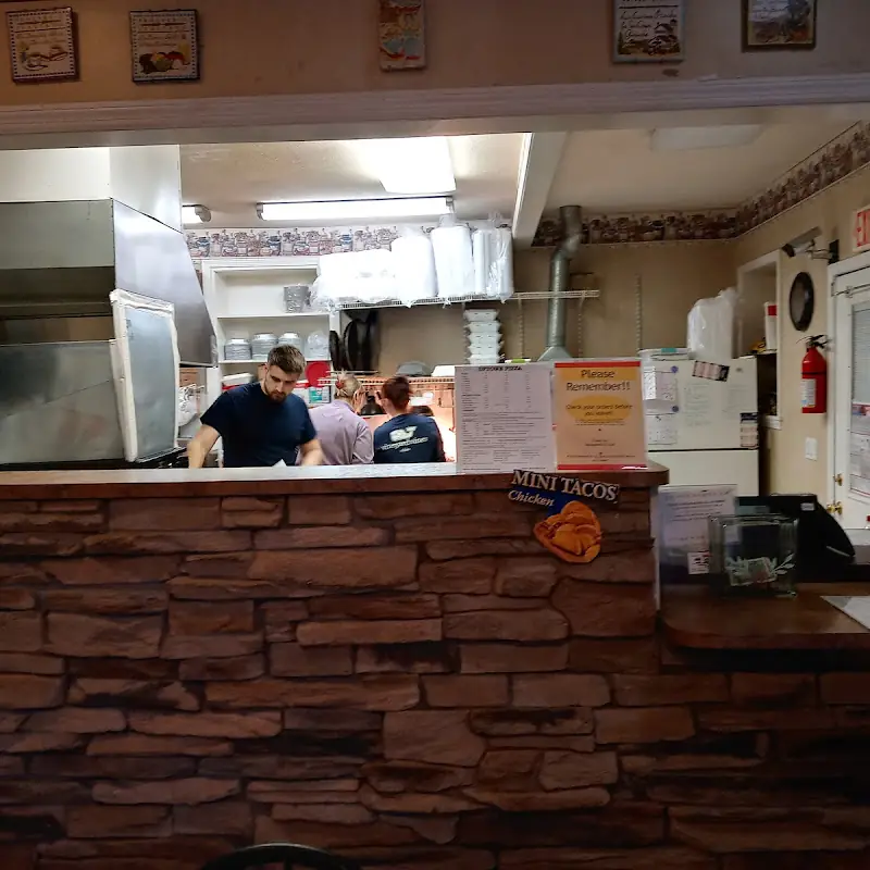 Uptown Pizza