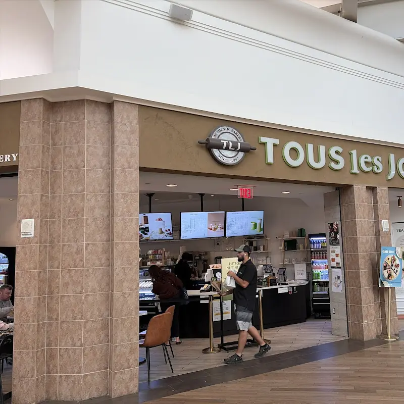 TOUS les JOURS (Natick Mall)