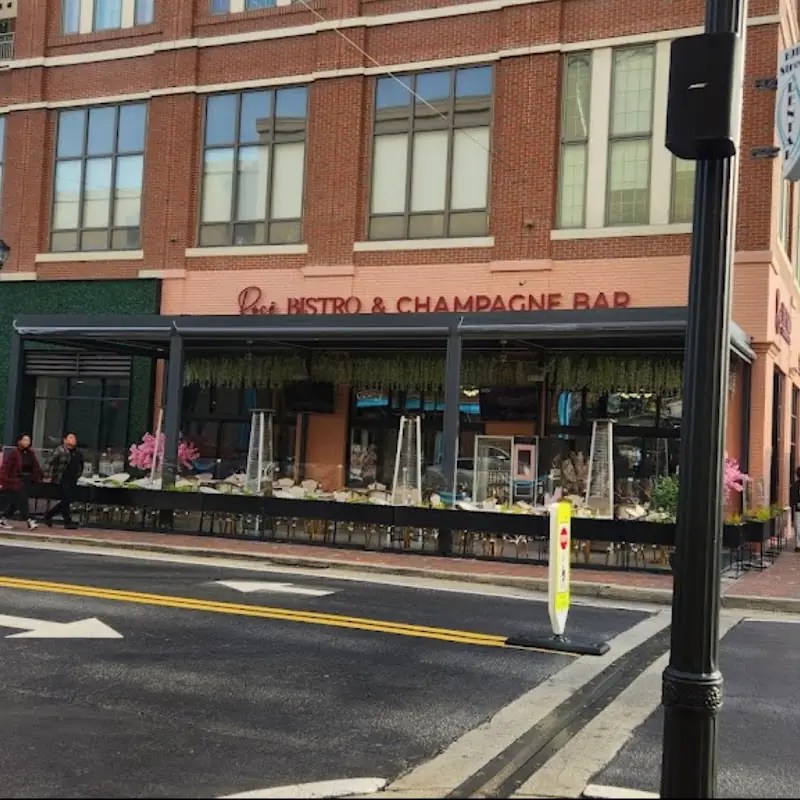 Rosé Bistro & Champagne Bar