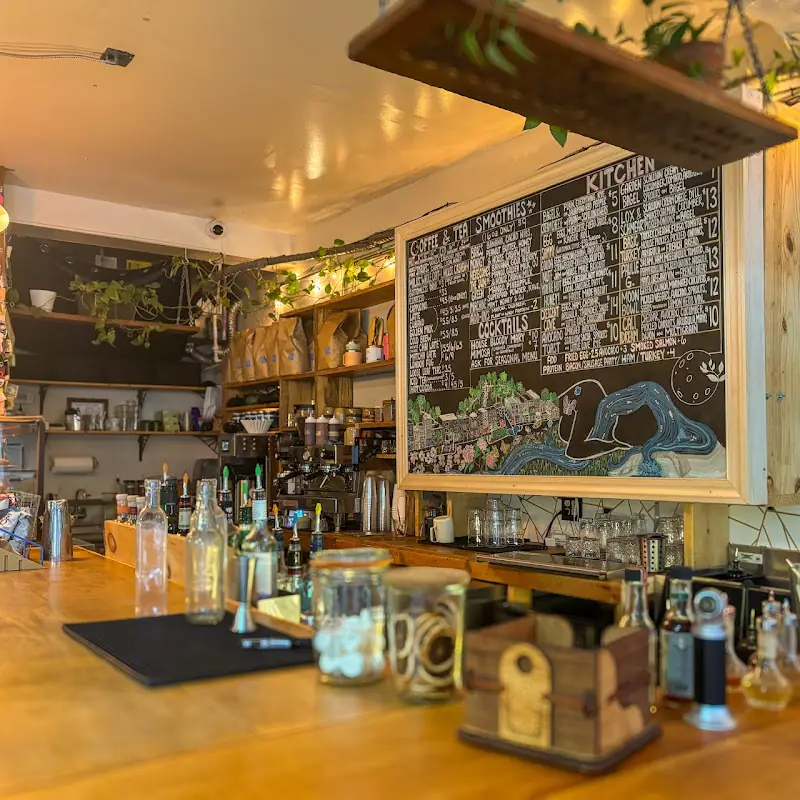 White Moon Cafe & Dark Moon Cocktail Bar