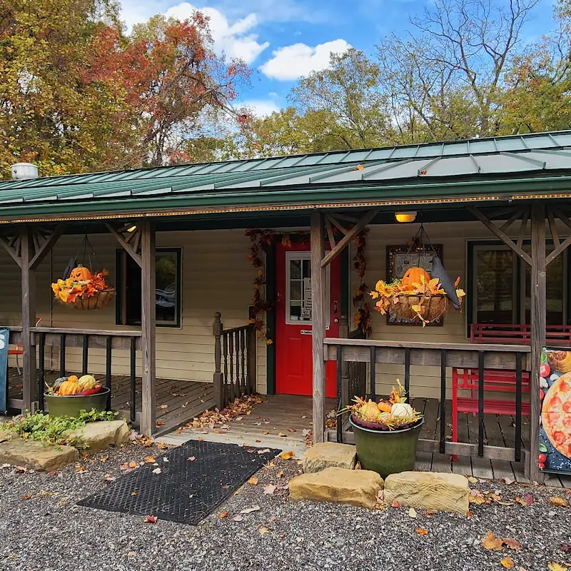 Carolyn's Country Pizzeria