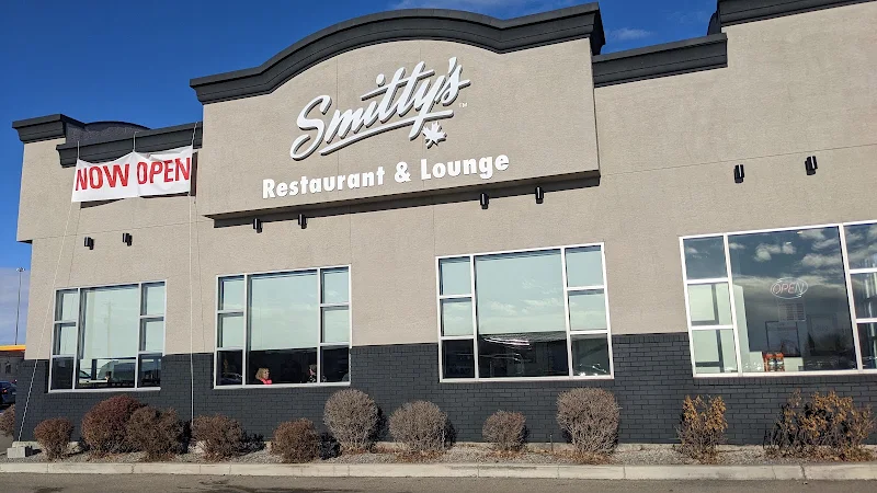 Smitty's Restaurant & Lounge - Airdrie